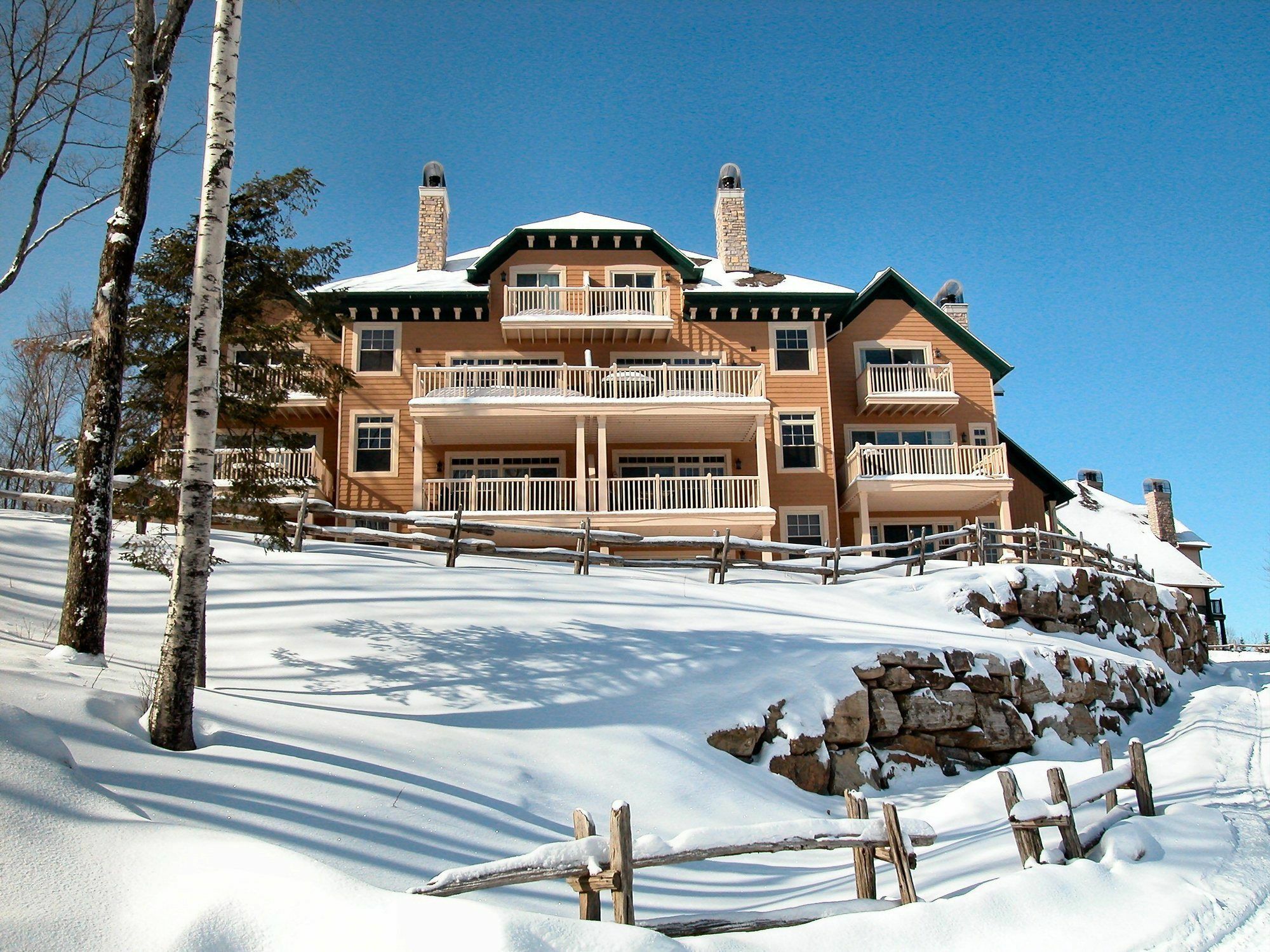 Cap Tremblant Mountain Resort Mont-Tremblant Eksteriør bilde