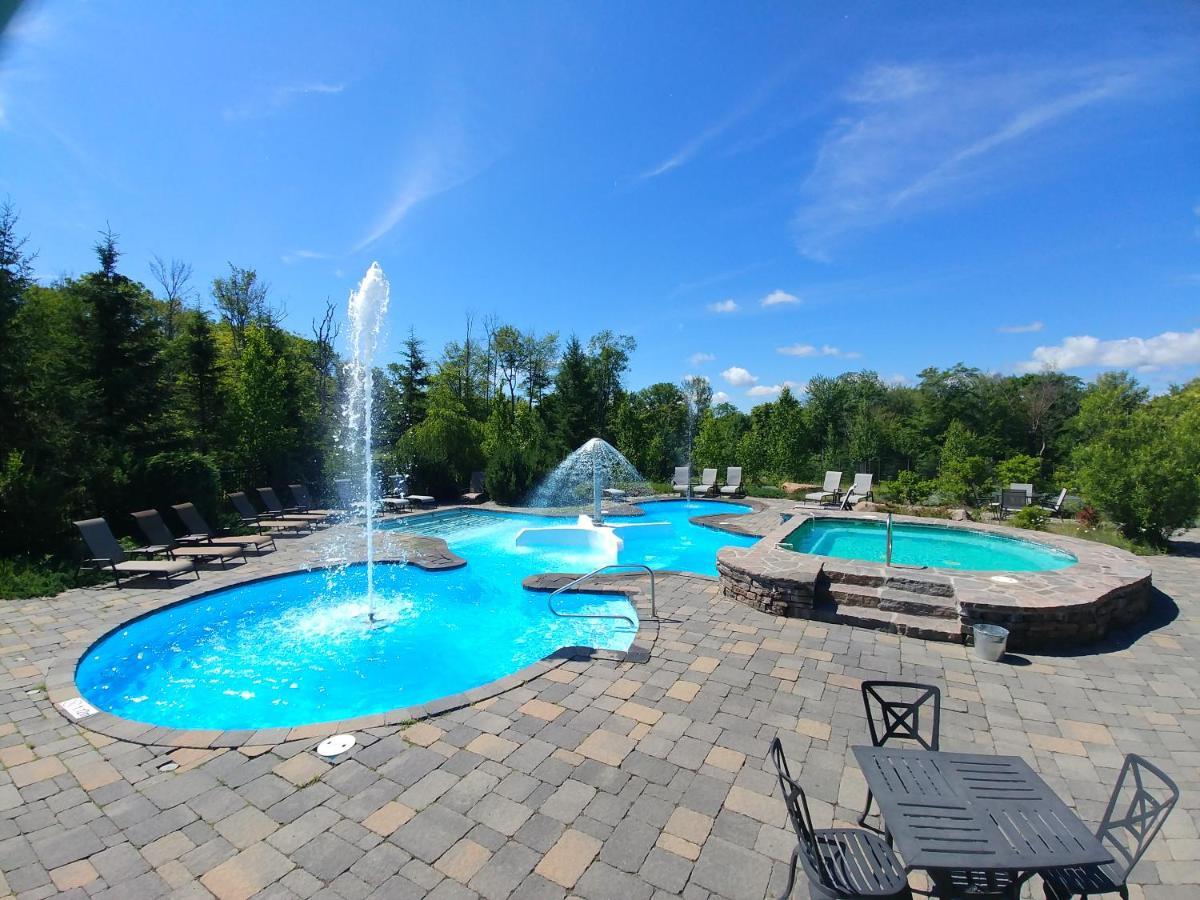Cap Tremblant Mountain Resort Mont-Tremblant Eksteriør bilde